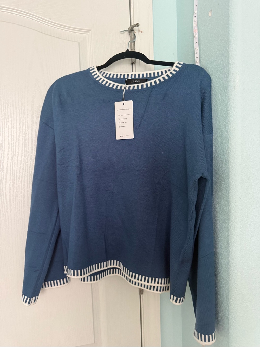 Zesica Blue Long-Sleeve Knit Top with White Trim